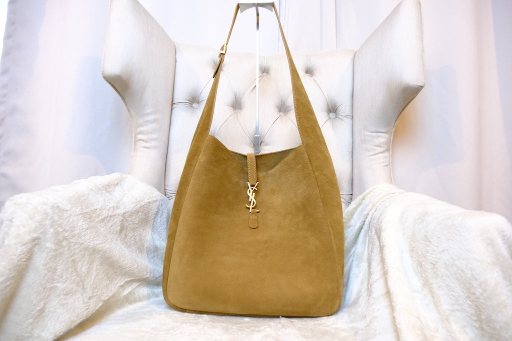 Le 5 à 7 Supple Large Suede - Beige