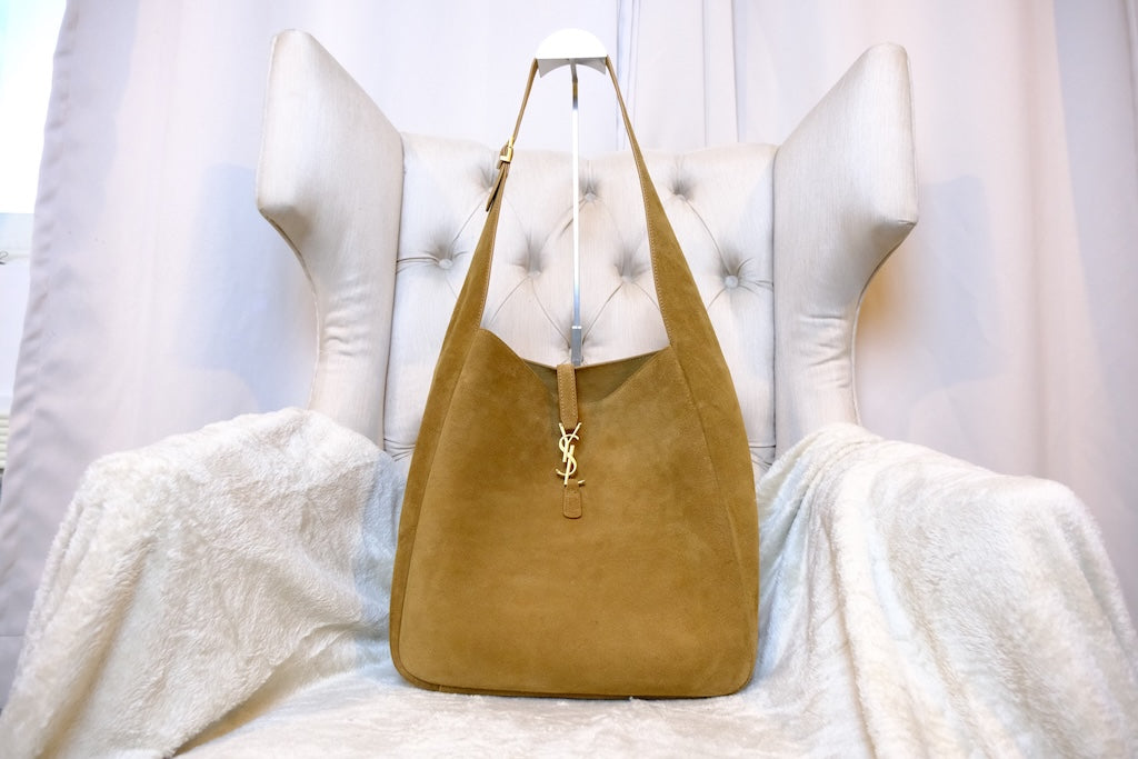Le 5 à 7 Supple Large Suede - Beige