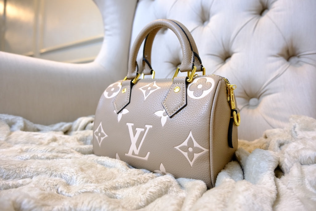 Speedy Bandoulière 25 – Tourterelle Monogram Empreinte