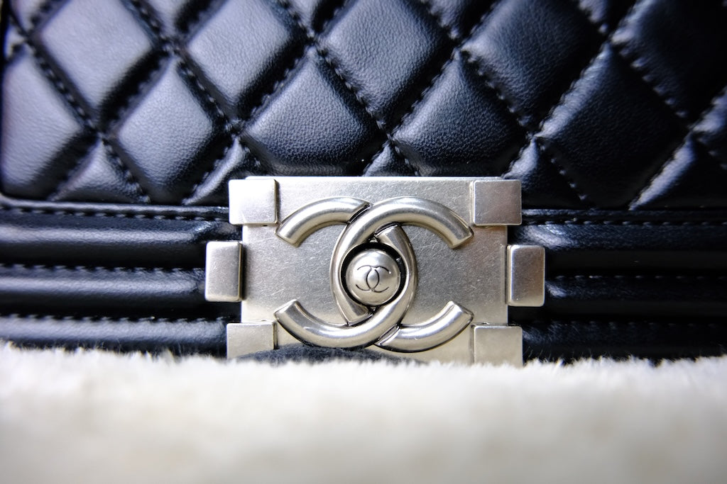 Le Boy Small - Black PHW