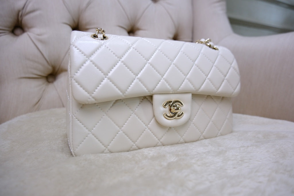 Small Classic Double Flap - White
