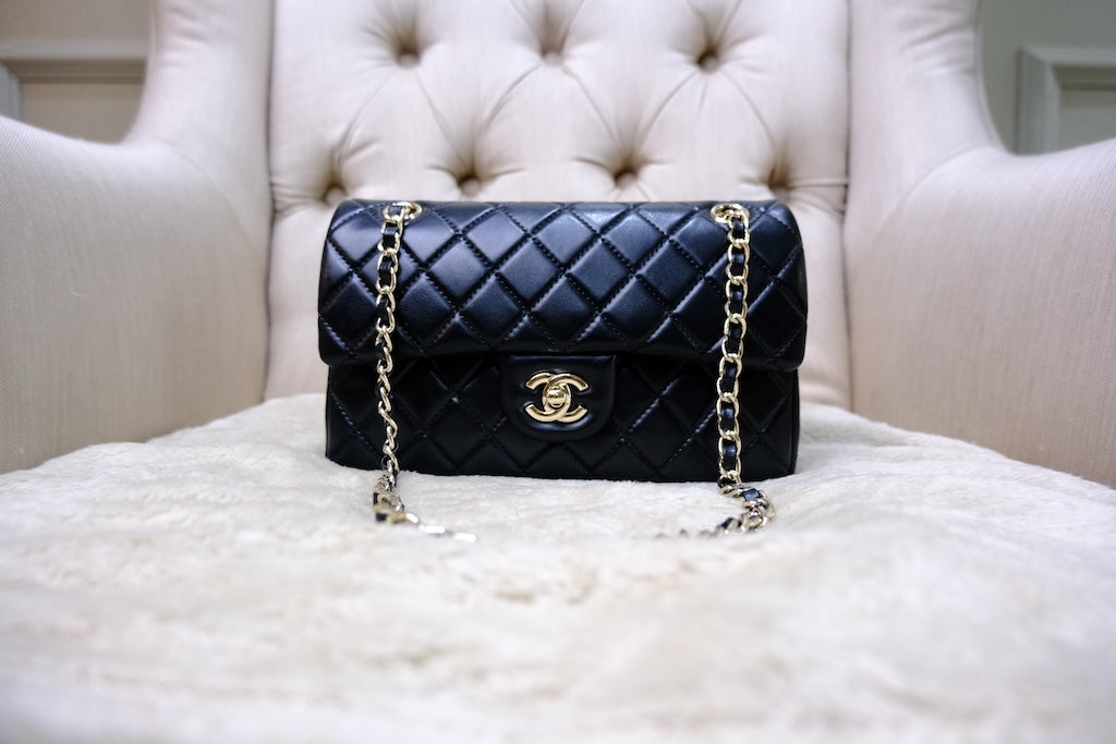 Small Classic Double Flap - Black