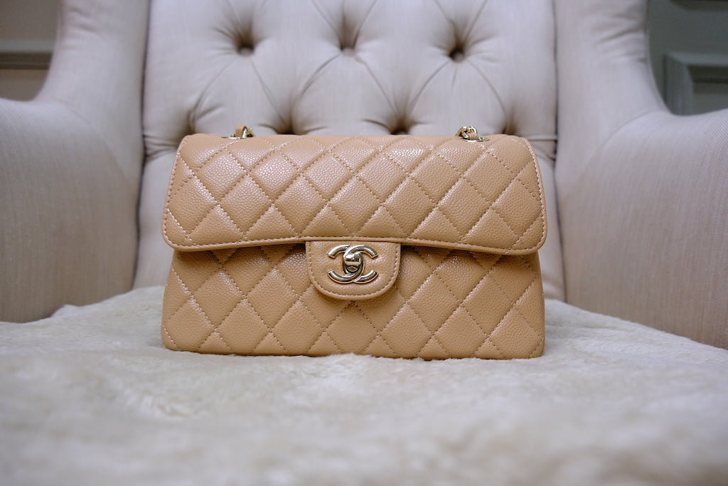 Small Classic Double Flap - Beige GHW