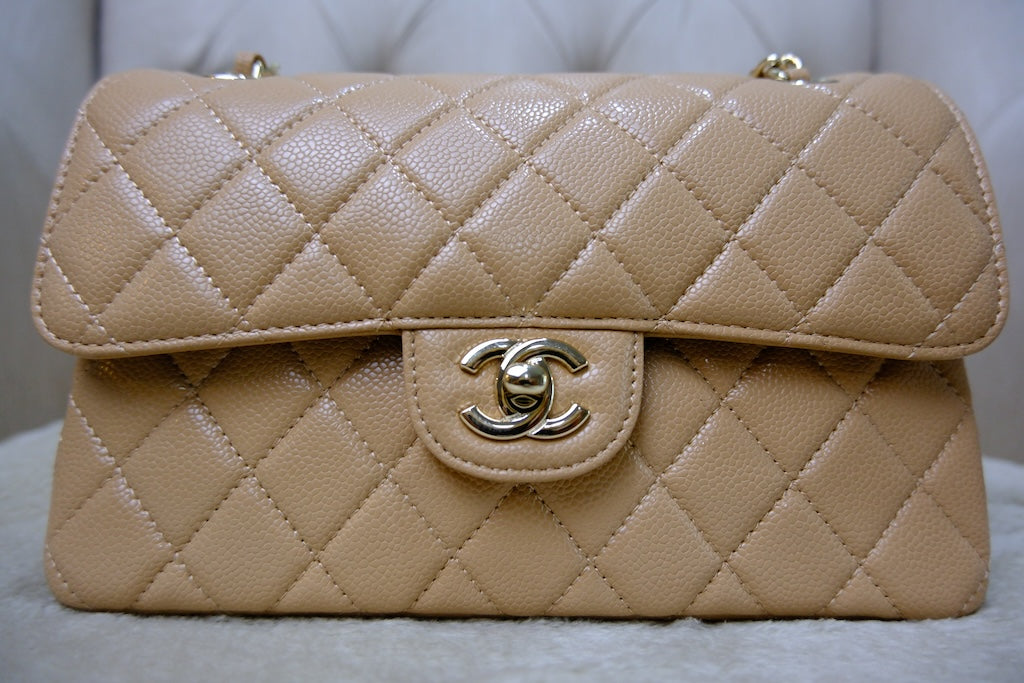 Small Classic Double Flap - Beige GHW