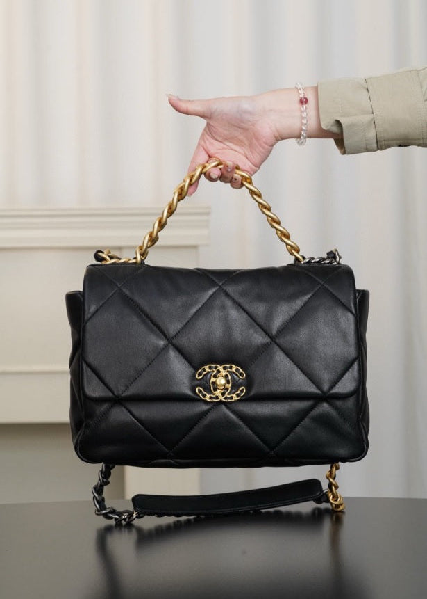 Chanel 19 Large Black