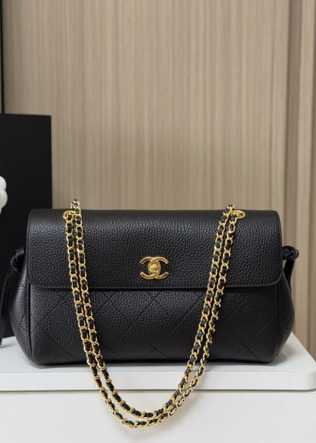 26S Baguette Flap - Black